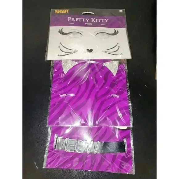 Cat Kit - Picture 1 of 4